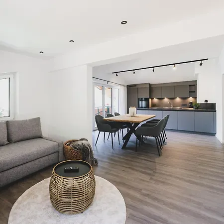 Ager By We Rent Apartman *